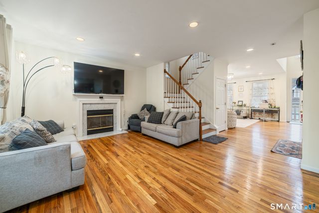 9 Gettysburg Road 9, Southbury, CT 06488