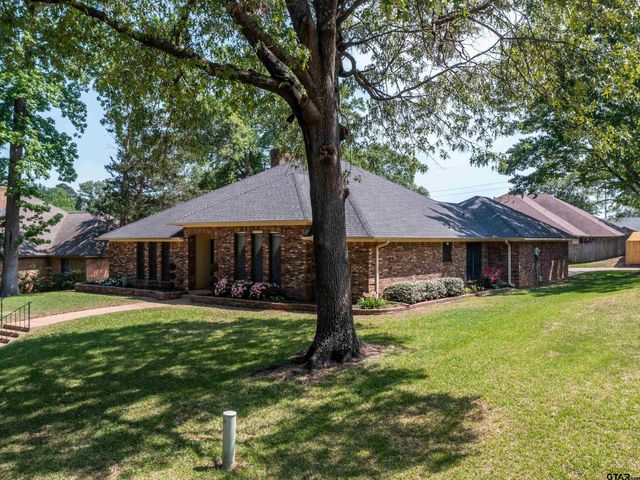 6109 Stoneleigh Drive, Tyler, TX 75703