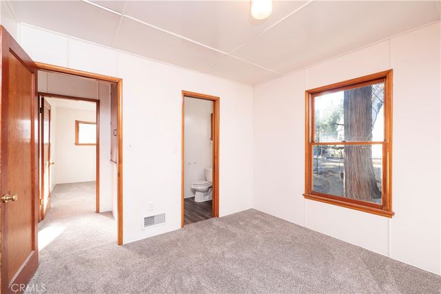 968 Ca-189, Twin Peaks, CA 92391