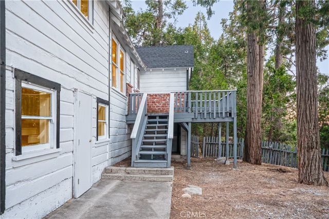 968 Ca-189, Twin Peaks, CA 92391