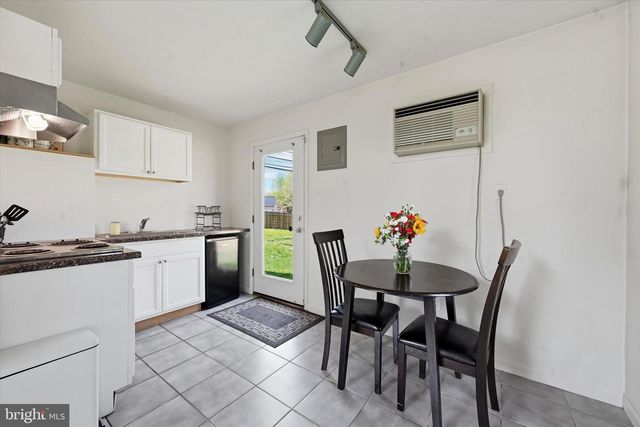 3 S DILLWYN RD, Newark, DE 19711