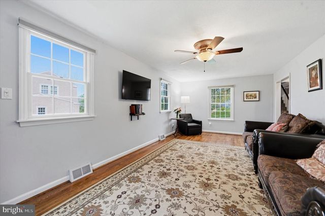 3 S DILLWYN RD, Newark, DE 19711