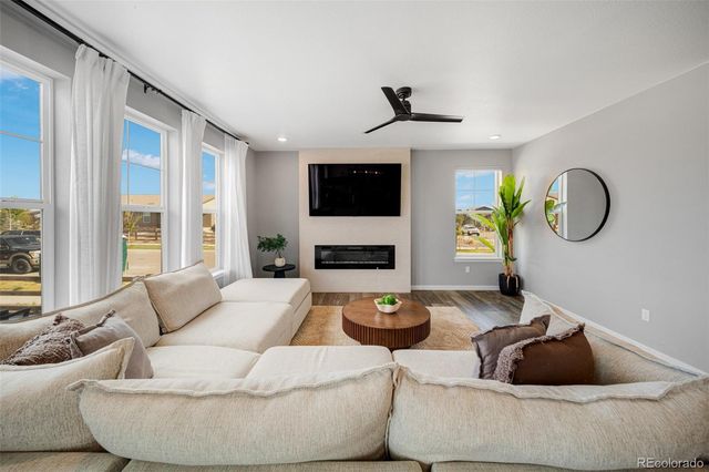 3906 N Catawba Way, Aurora, CO 80019