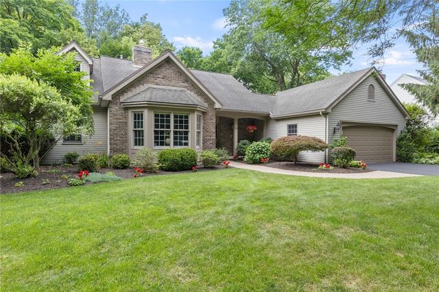 9 Springdale Lock, Pittsford, NY 14534