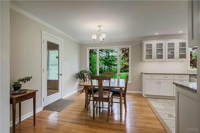 7 Knollwood Road, New Hartford, NY 13413