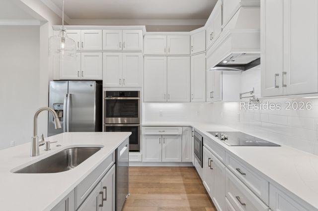 5 Grandview Ct, Hilton Head Island, SC 29926