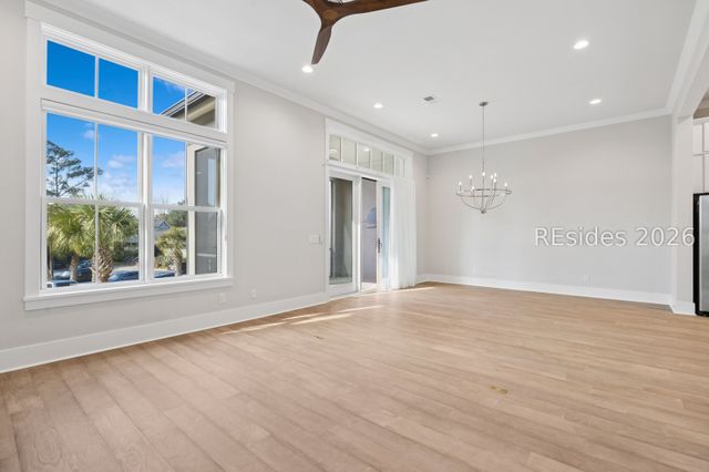 5 Grandview Ct, Hilton Head Island, SC 29926