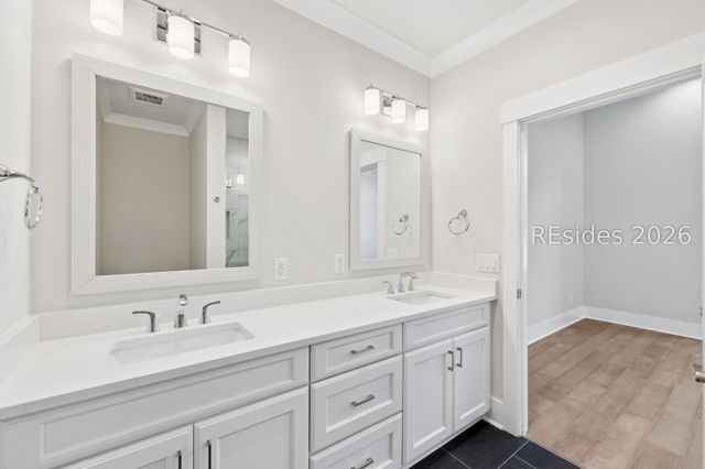 5 Grandview Ct, Hilton Head Island, SC 29926