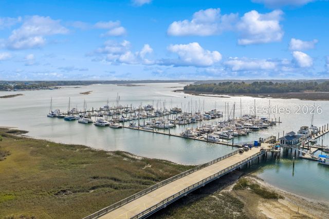 5 Grandview Ct, Hilton Head Island, SC 29926