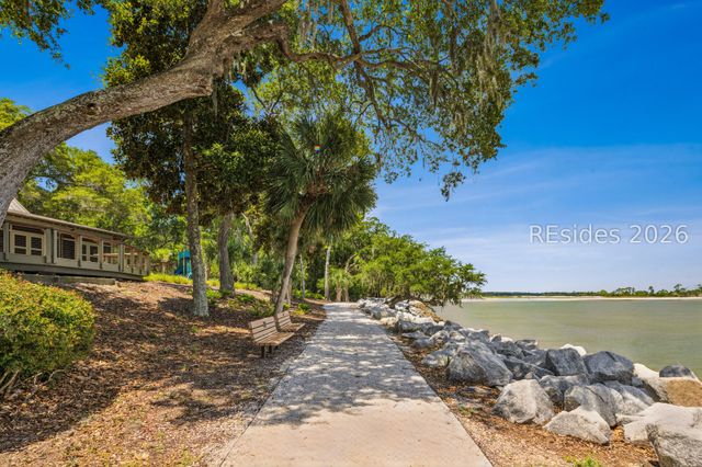 5 Grandview Ct, Hilton Head Island, SC 29926