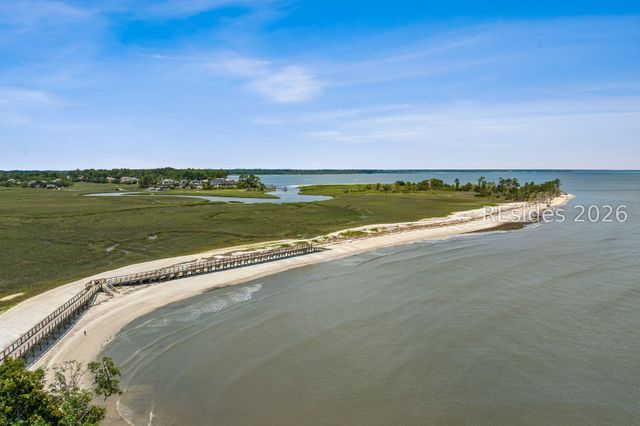 5 Grandview Ct, Hilton Head Island, SC 29926