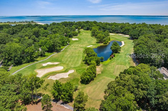 5 Grandview Ct, Hilton Head Island, SC 29926