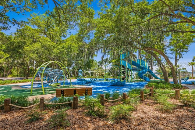 5 Grandview Ct, Hilton Head Island, SC 29926