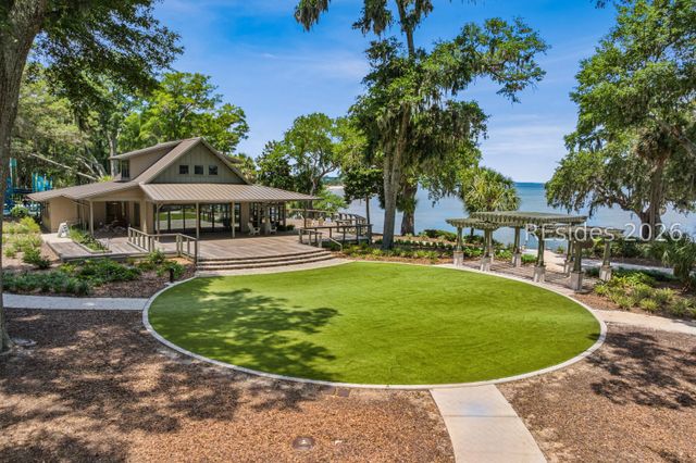 5 Grandview Ct, Hilton Head Island, SC 29926