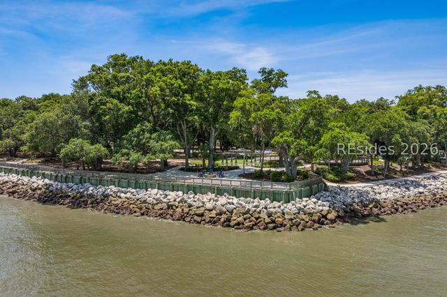 5 Grandview Ct, Hilton Head Island, SC 29926