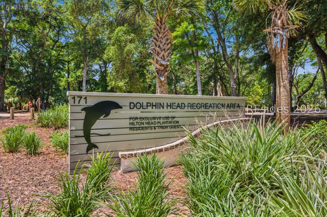 5 Grandview Ct, Hilton Head Island, SC 29926