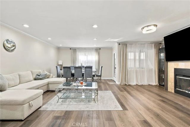 330 Burchett 206, Glendale, CA 91203