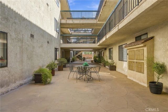 330 Burchett 206, Glendale, CA 91203