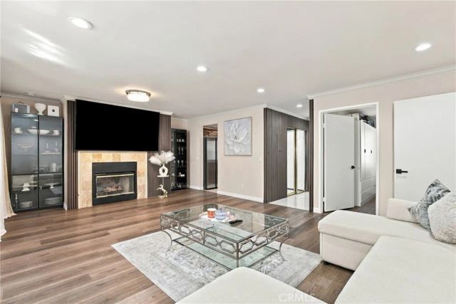 330 Burchett 206, Glendale, CA 91203