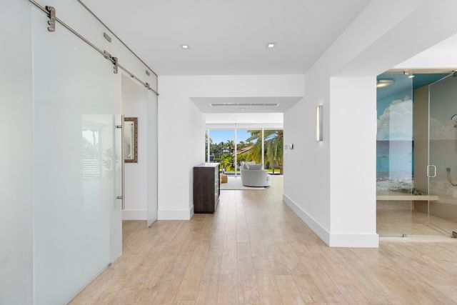 500 Isle Of Capri Drive, Fort Lauderdale, FL 33301