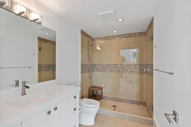 500 Isle Of Capri Drive, Fort Lauderdale, FL 33301