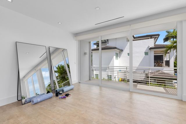 500 Isle Of Capri Drive, Fort Lauderdale, FL 33301