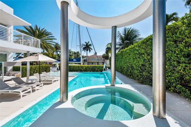 500 Isle Of Capri Drive, Fort Lauderdale, FL 33301