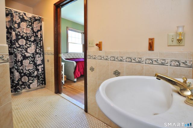 609 Norwich Road, Plainfield, CT 06374