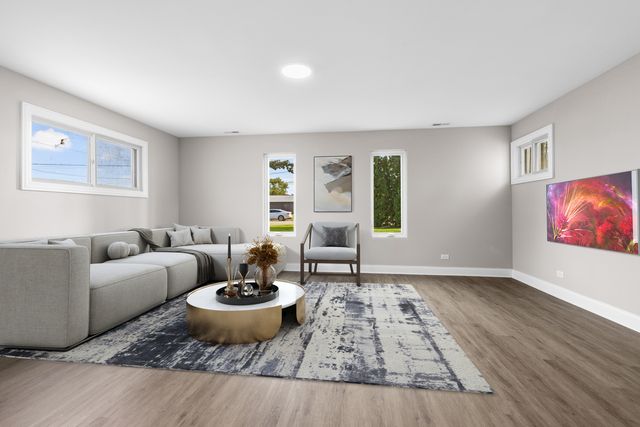 109 Raffel Road, Woodstock, IL 60098