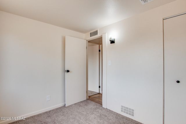 743 W Milton Street, Tucson, AZ 85706
