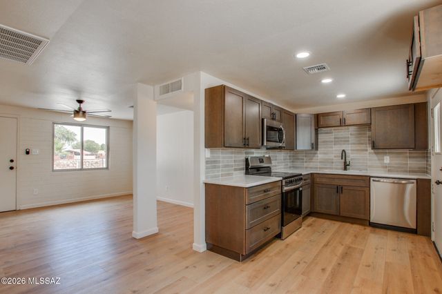 743 W Milton Street, Tucson, AZ 85706