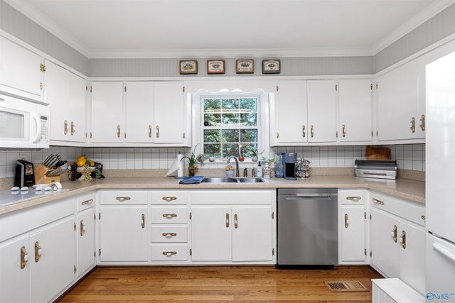 4602 Day Road SW, Decatur, AL 35603