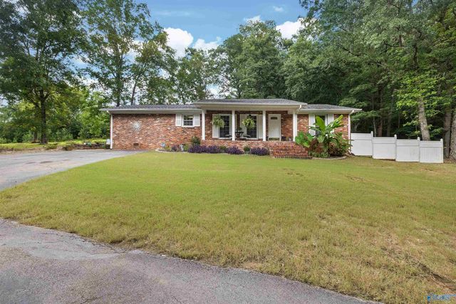 4602 Day Road SW, Decatur, AL 35603