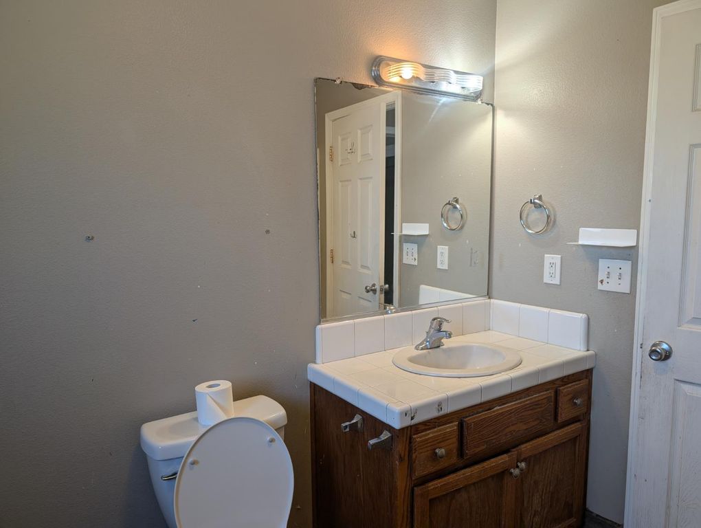 Image 20 of property listing at 6114 W Keats Avenue, Fresno, CA 93723