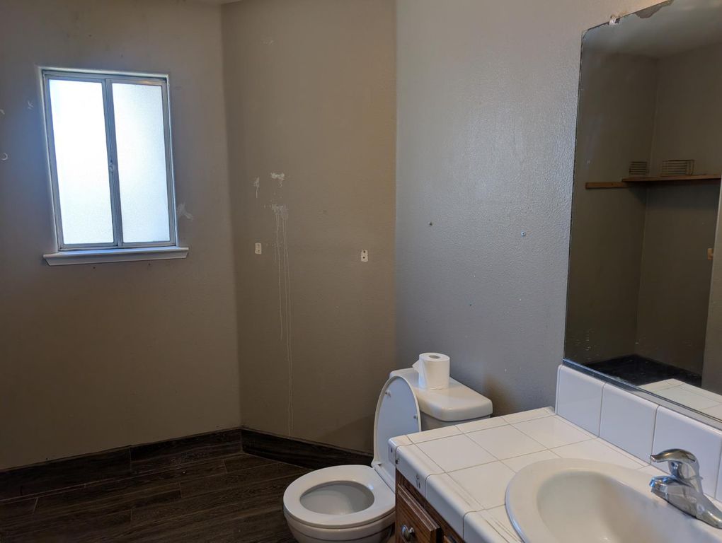 Image 7 of property listing at 6114 W Keats Avenue, Fresno, CA 93723
