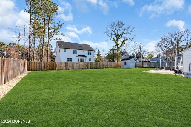 421 Forrest Avenue, Lanoka Harbor, NJ 08734