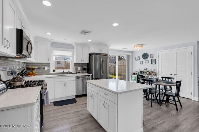 421 Forrest Avenue, Lanoka Harbor, NJ 08734