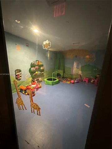 335 S Biscayne Blvd 1002, Miami, FL 33131