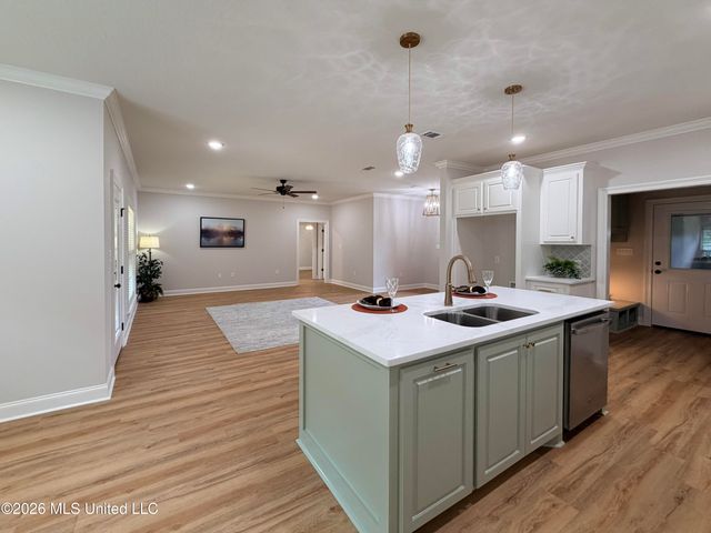 64 Meadow Breeze Road, Sumrall, MS 39482
