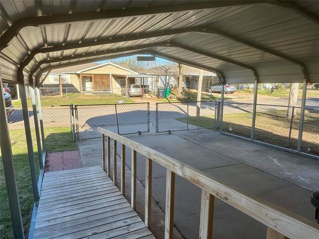 6404 S Byers Avenue, Oklahoma City, OK 73149