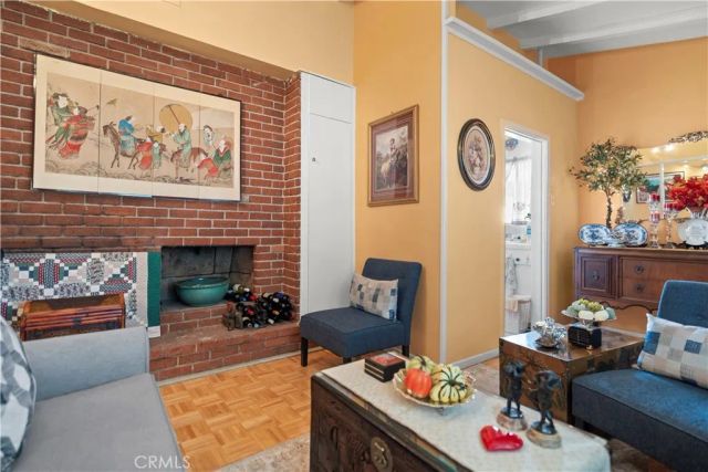 5737 Denny, North Hollywood, CA 91601