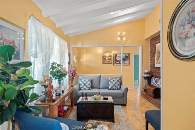 5737 Denny, North Hollywood, CA 91601