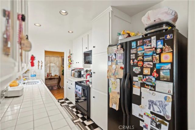 5737 Denny, North Hollywood, CA 91601