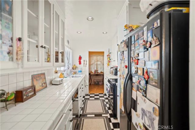 5737 Denny, North Hollywood, CA 91601