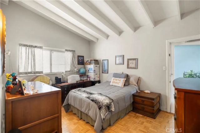 5737 Denny, North Hollywood, CA 91601