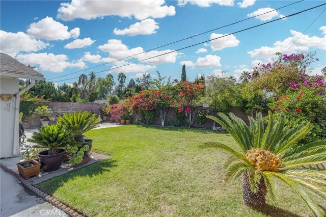 5737 Denny, North Hollywood, CA 91601