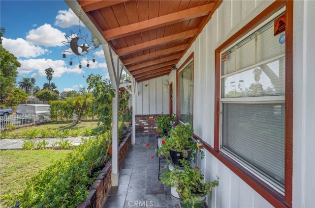 5737 Denny, North Hollywood, CA 91601