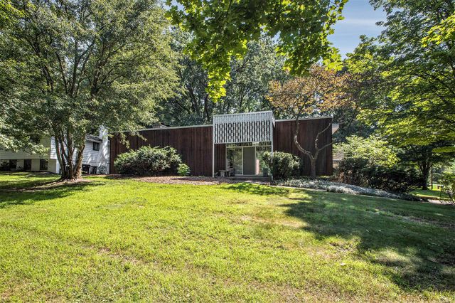 2427 Londonderry Road, Ann Arbor, MI 48104