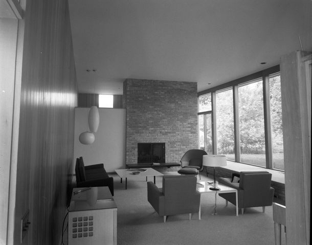 2427 Londonderry Road, Ann Arbor, MI 48104