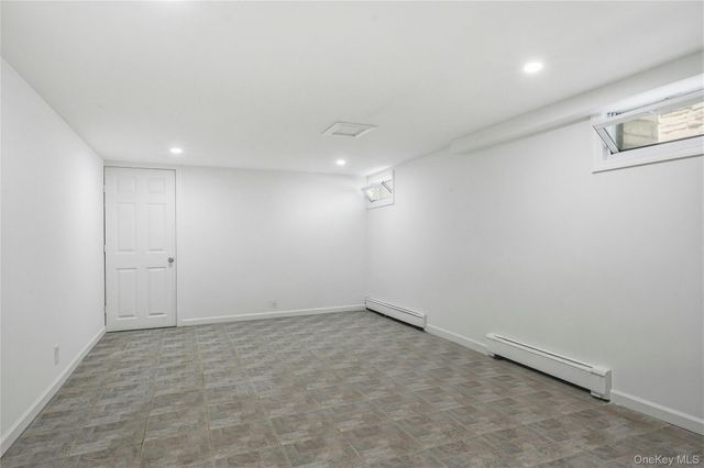 732 S 5th Street, Lindenhurst, NY 11757